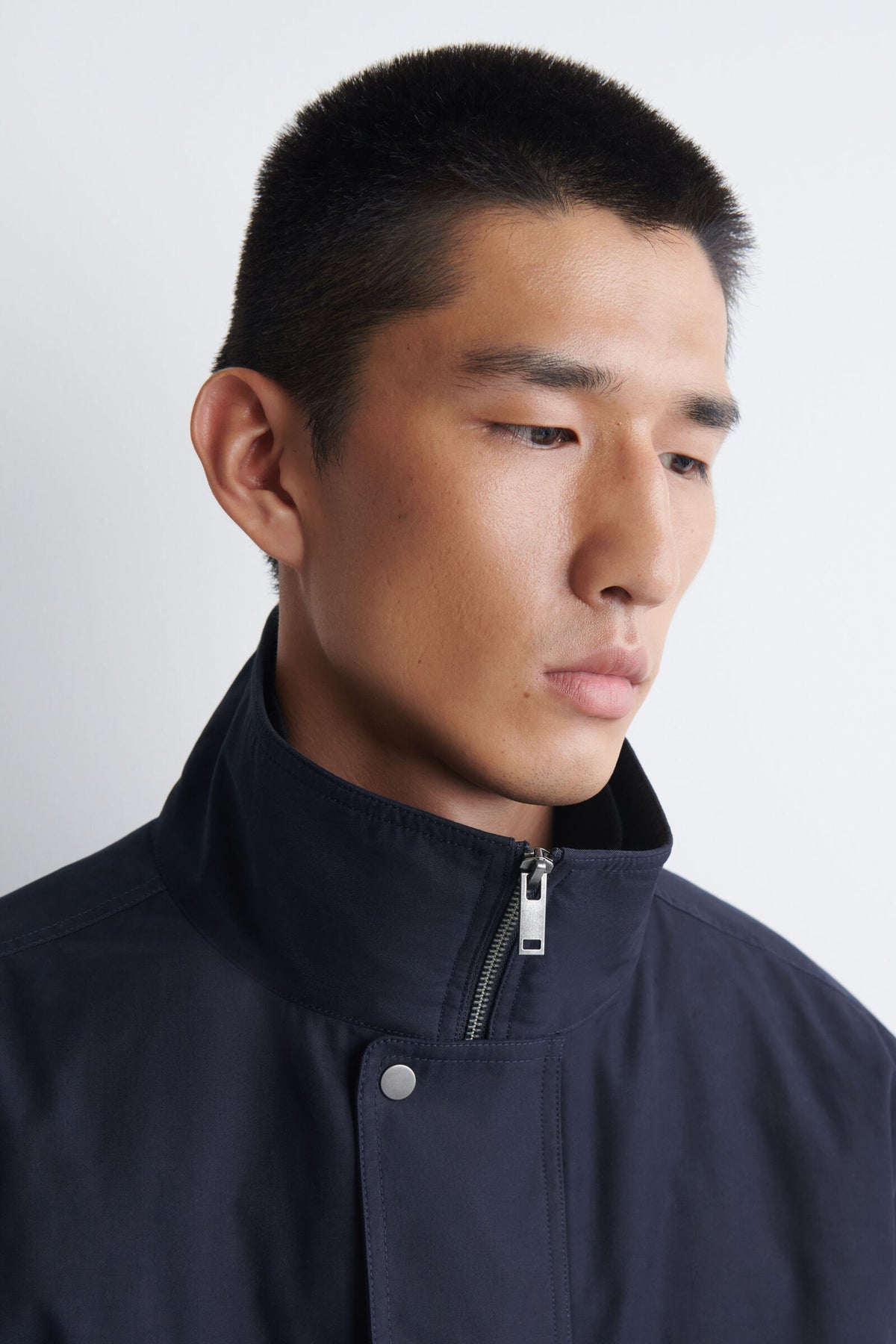 CHAQUETA BOMBER ACOLCHADA DE CUELLO ALTO - AZUL MARINO