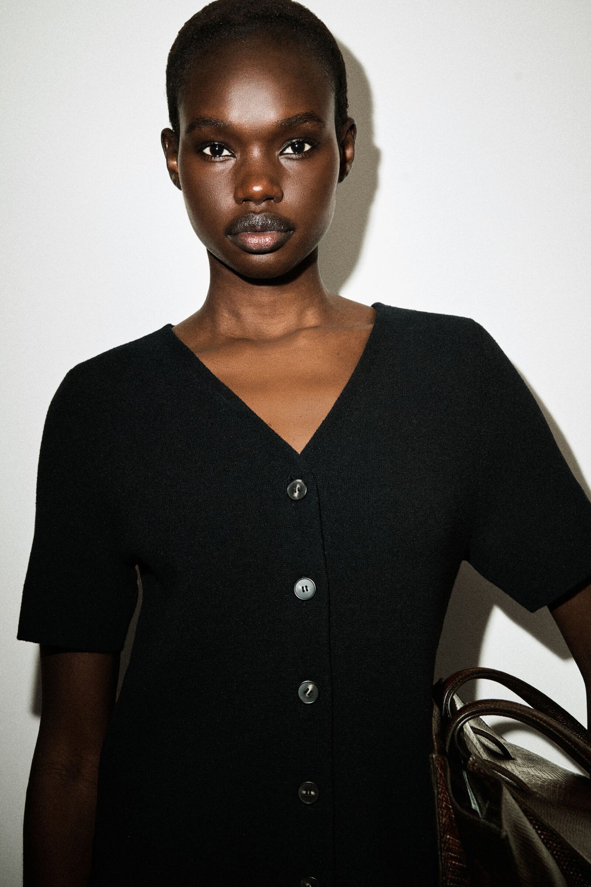 VESTIDO MINI DE PUNTO MILANO CON BOTONES - NEGRO - StillMedia/Lookbook
