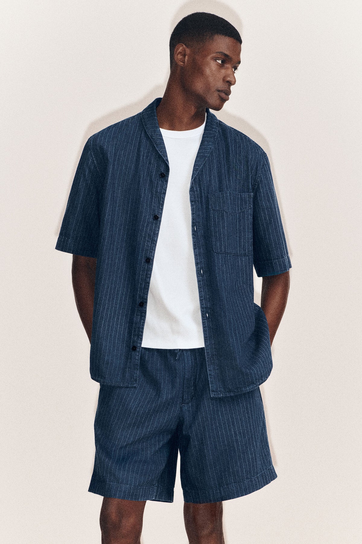 CAMISA DE MEZCLILLA A RAYAS - ÍNDIGO / A RAYAS