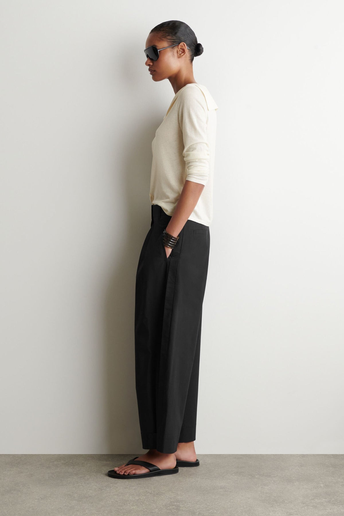 PANTALONES UTILITY CÓNICOS DE ALGODÓN PLISADOS - NEGRO