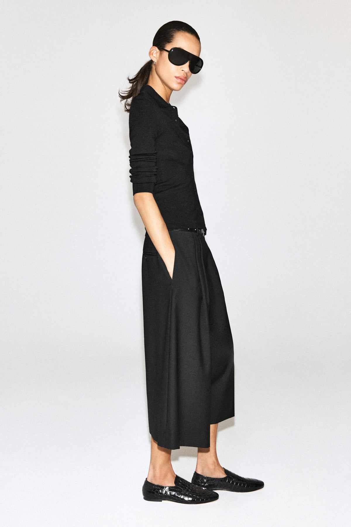 CAMISA DE LANA MERINO SIN COSTURAS - NEGRO