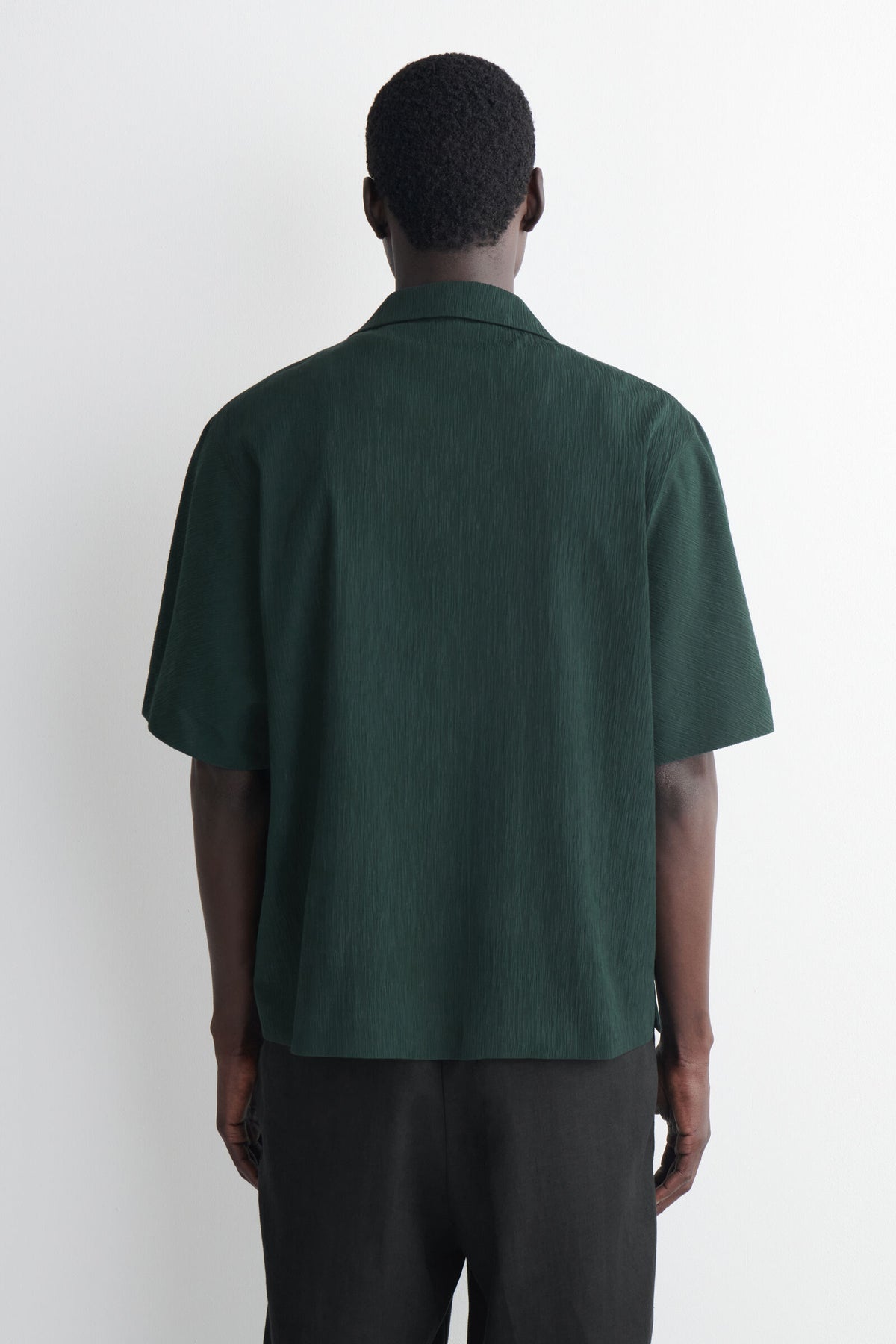 CAMISA DE ALGODÓN ARRUGADO - VERDE OSCURO