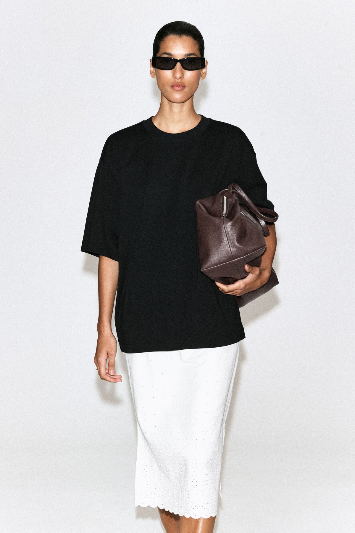 CAMISETA OVERSIZED - NEGRO