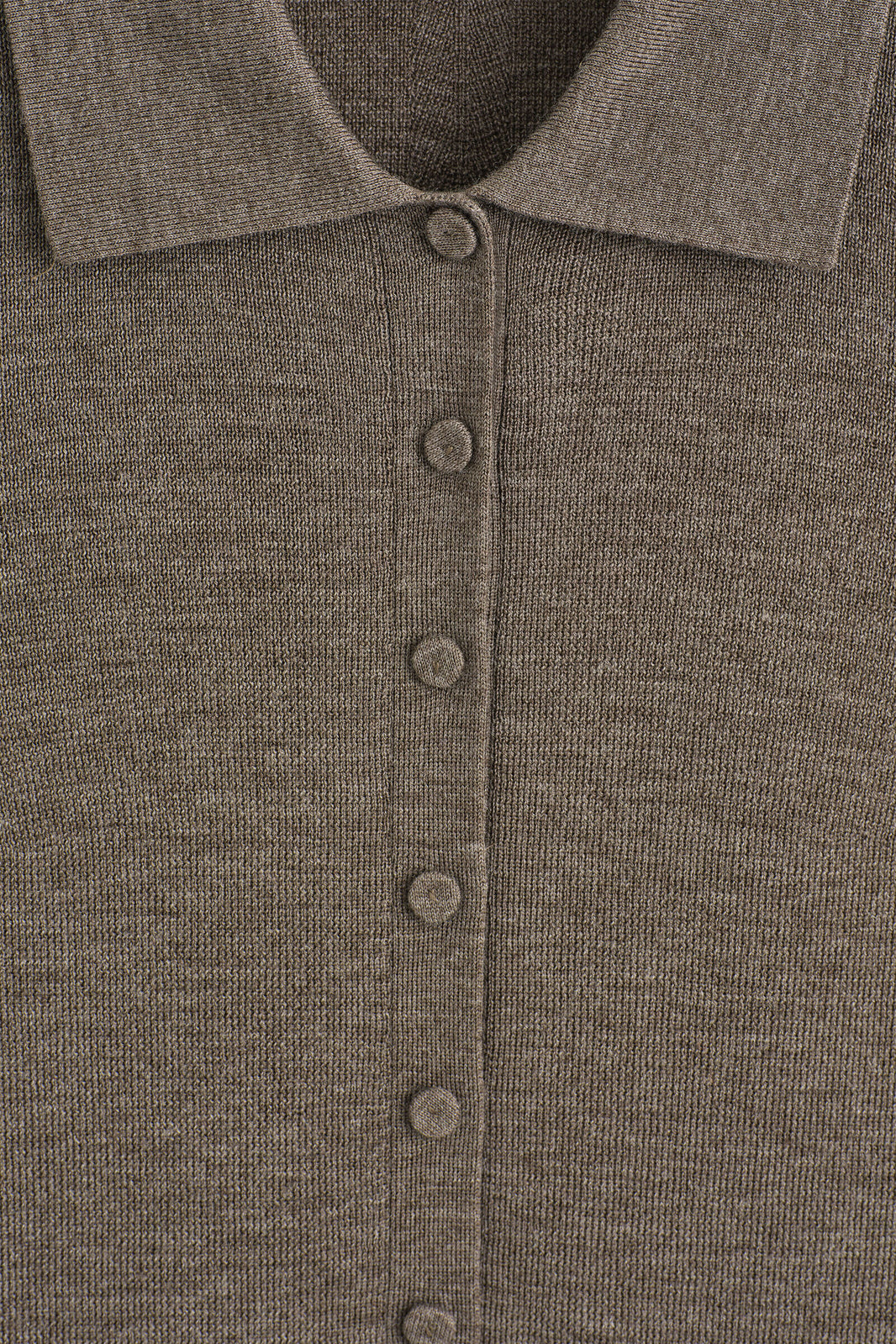CAMISA DE LANA MERINO SIN COSTURAS - GRIS MELANGE CLARO | DescriptiveDetail