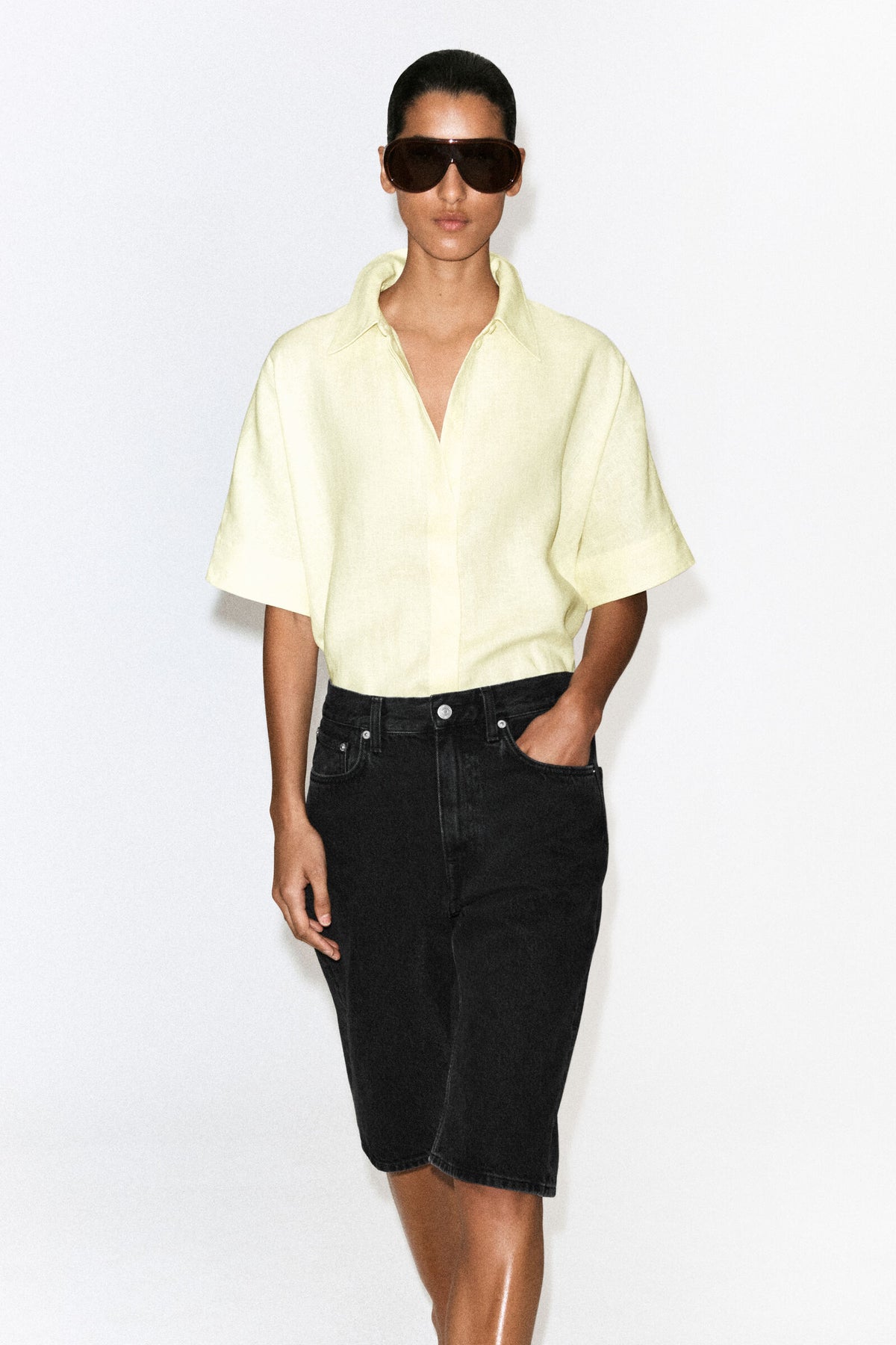 CAMISA DE LINO OVERSIZE DE MANGA CORTA - AMARILLO
