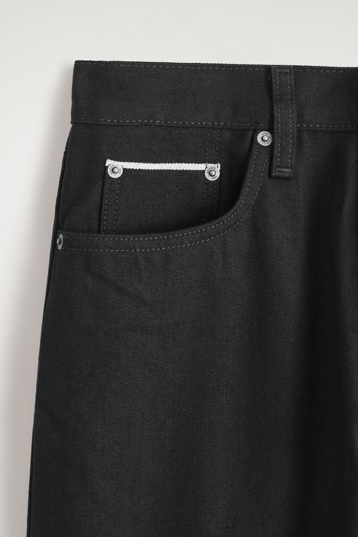 JEANS RELAJADOS DE CORTE RECTO SELVEDGE RAW DE RIDER - NEGRO - StillMedia/DescriptiveDetail