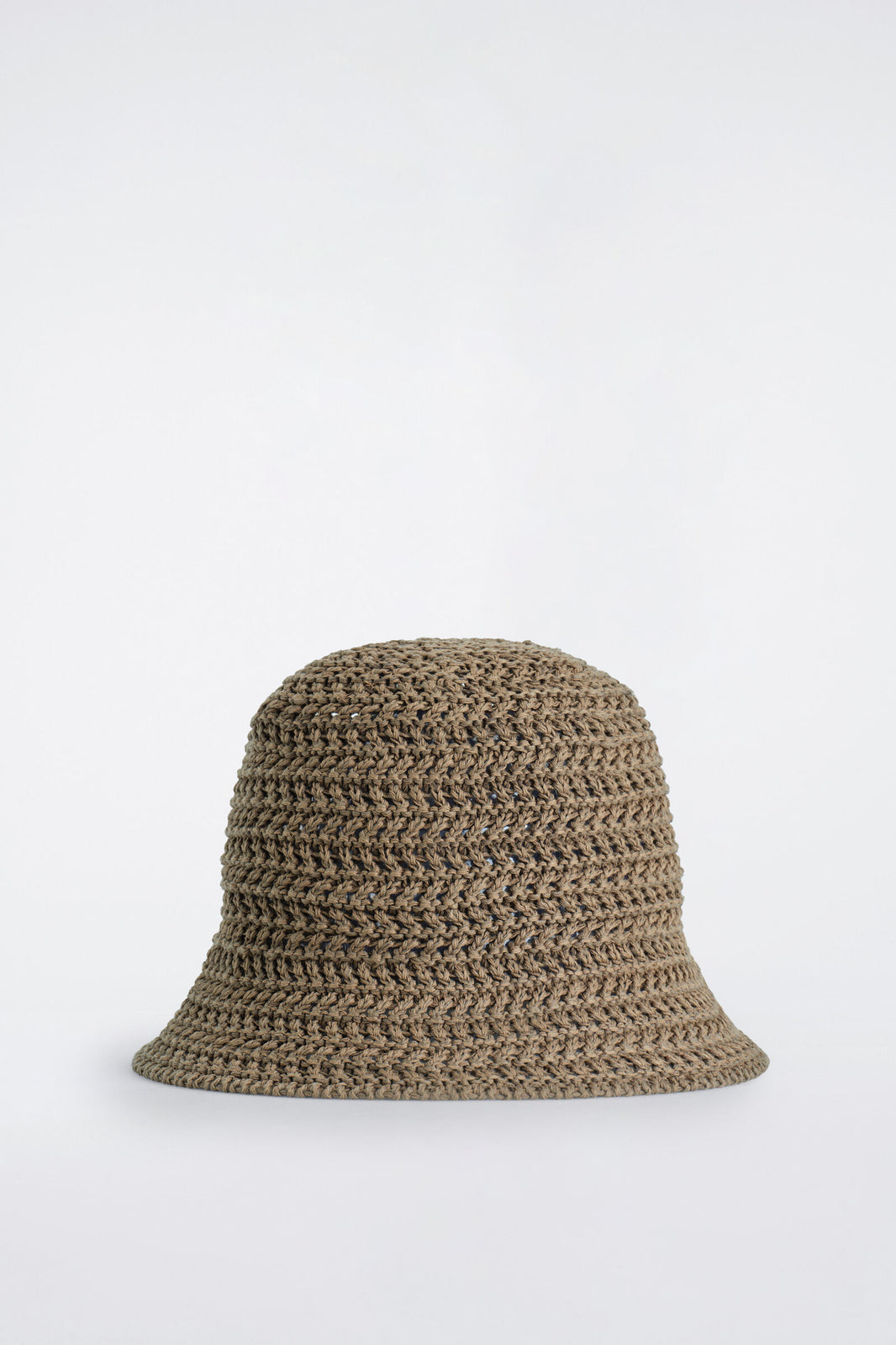SOMBRERO DE PESCADOR DE TEJIDO ABIERTO - KAKI | DescriptiveStillLife