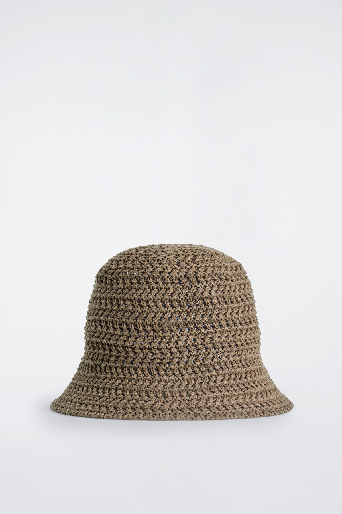 SOMBRERO DE PESCADOR DE TEJIDO ABIERTO - KAKI | DescriptiveStillLife