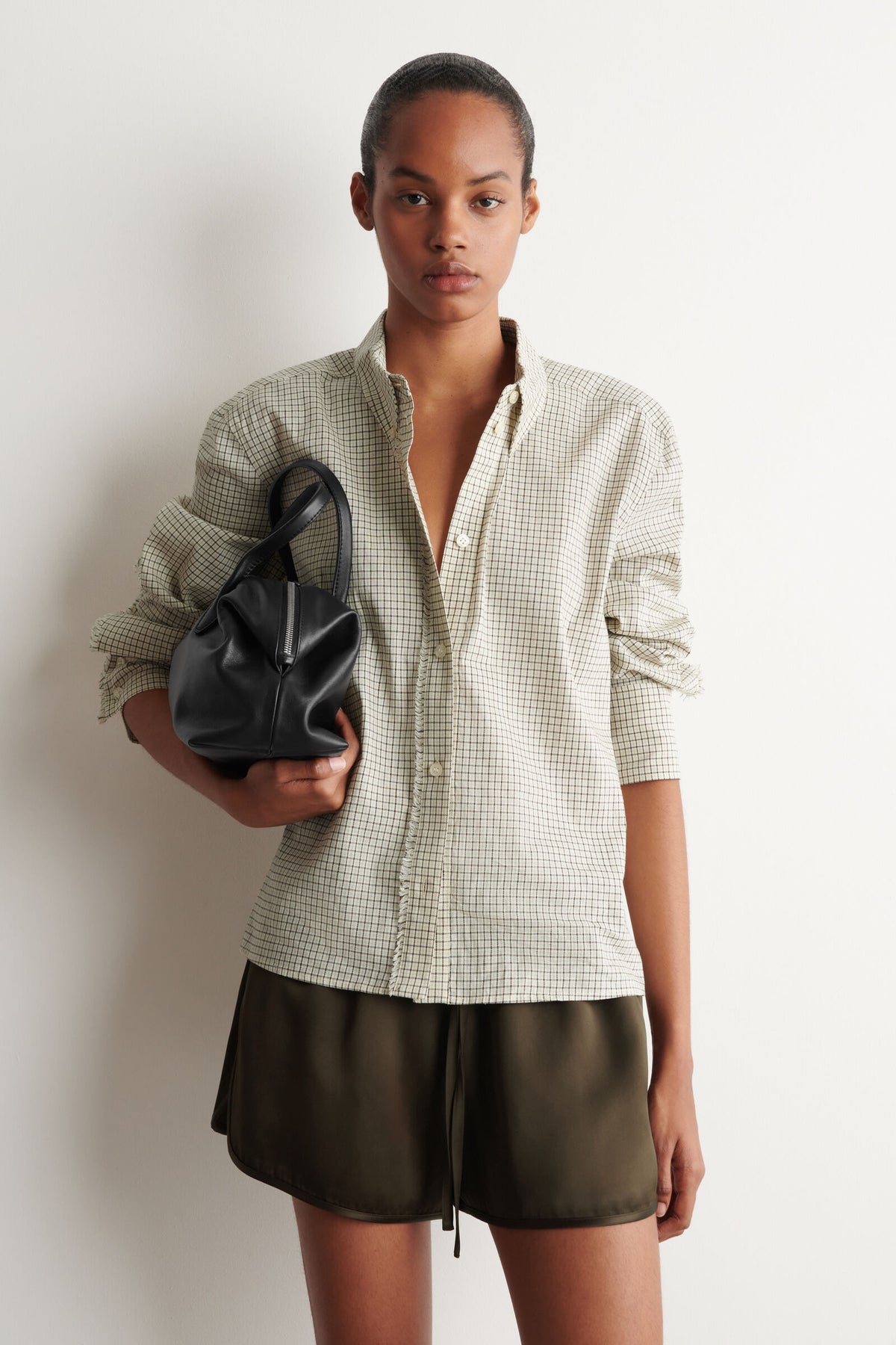 CAMISA DE LINO Y ALGODÓN A CUADROS CON FLECOS - BEIGE / CUADROS