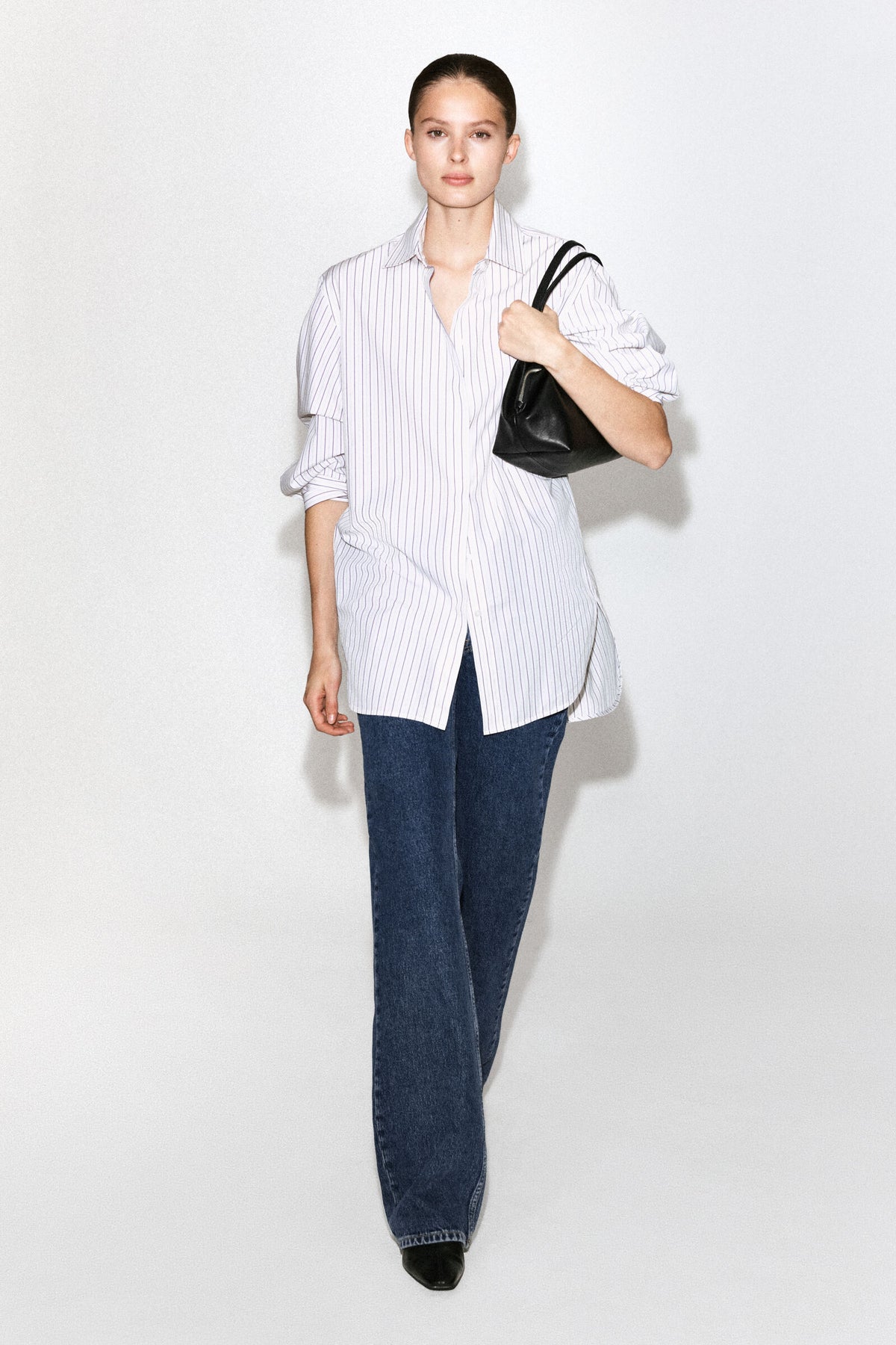 CAMISA DE MEZCLA DE ALGODÓN A RAYAS CON CUELLO RECORTADO - BLANCO / MORADO / BEIGE