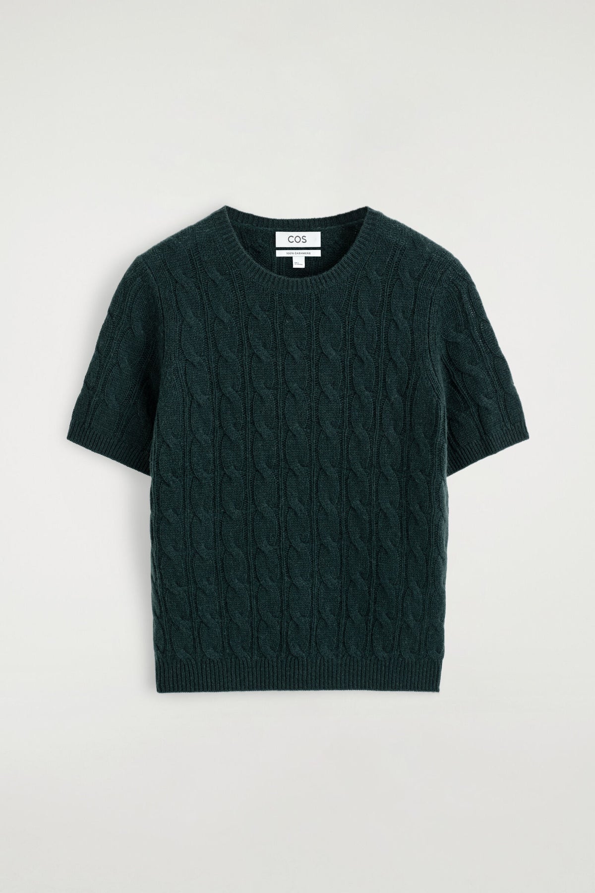 CAMISETA DE CASHMERE PUNTO TRENZADO - VERDE OSCURO | DescriptiveStillLife