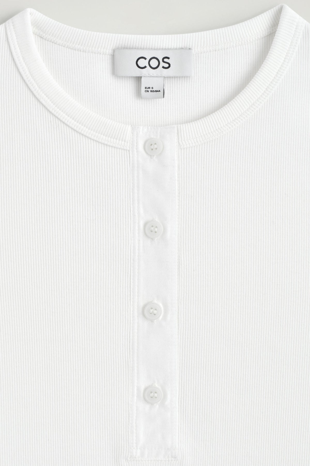 CAMISETA HENLEY ACANALADA - BLANCO | DescriptiveDetail