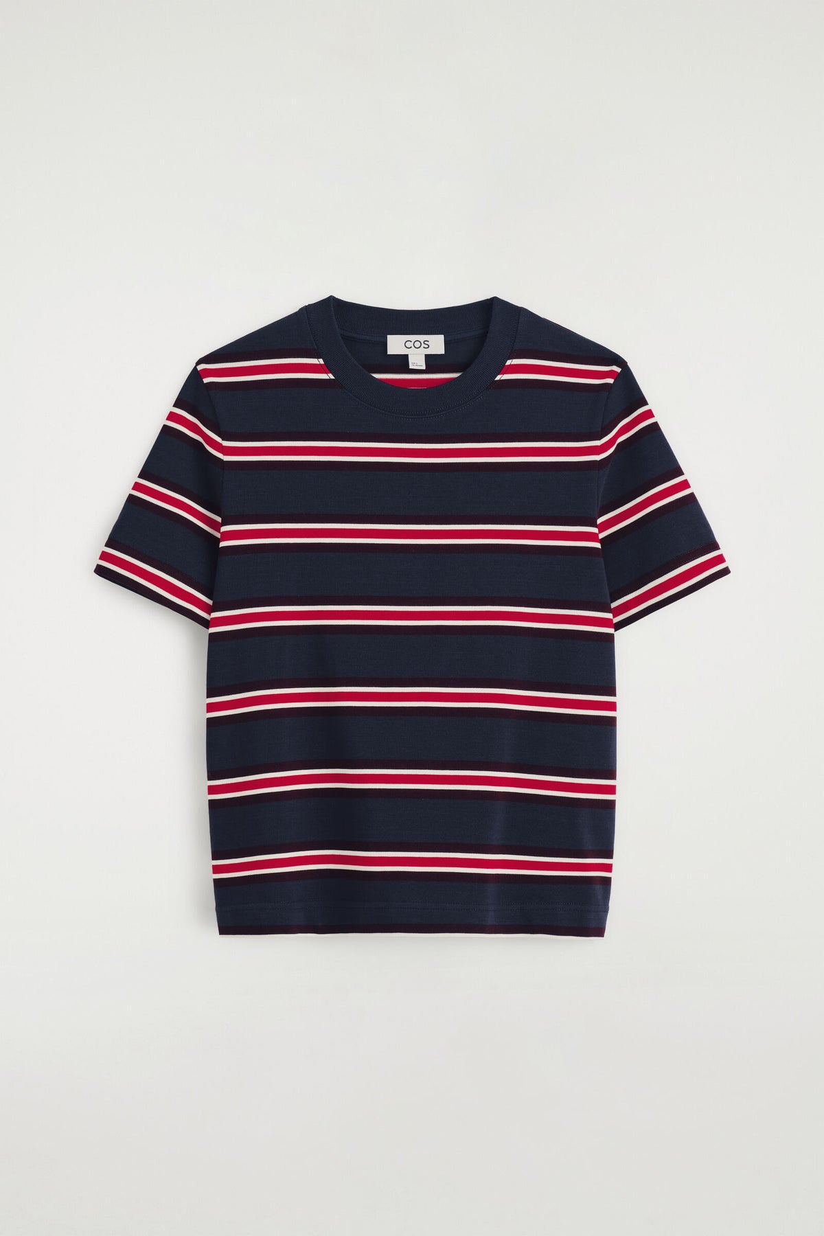 CAMISETA DE CORTE LIMPIO - MARINO / ROJO / A RAYAS | DescriptiveStillLife