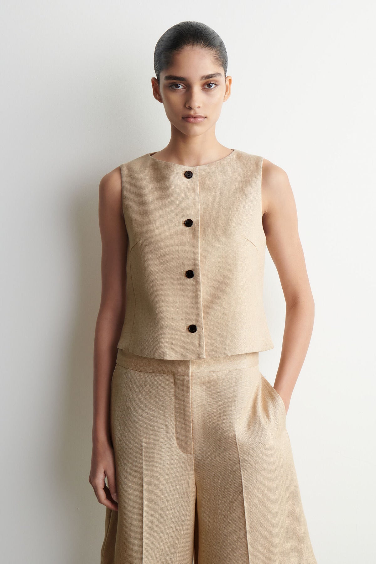 CHALECO SASTRE - BEIGE - StillMedia/Lookbook