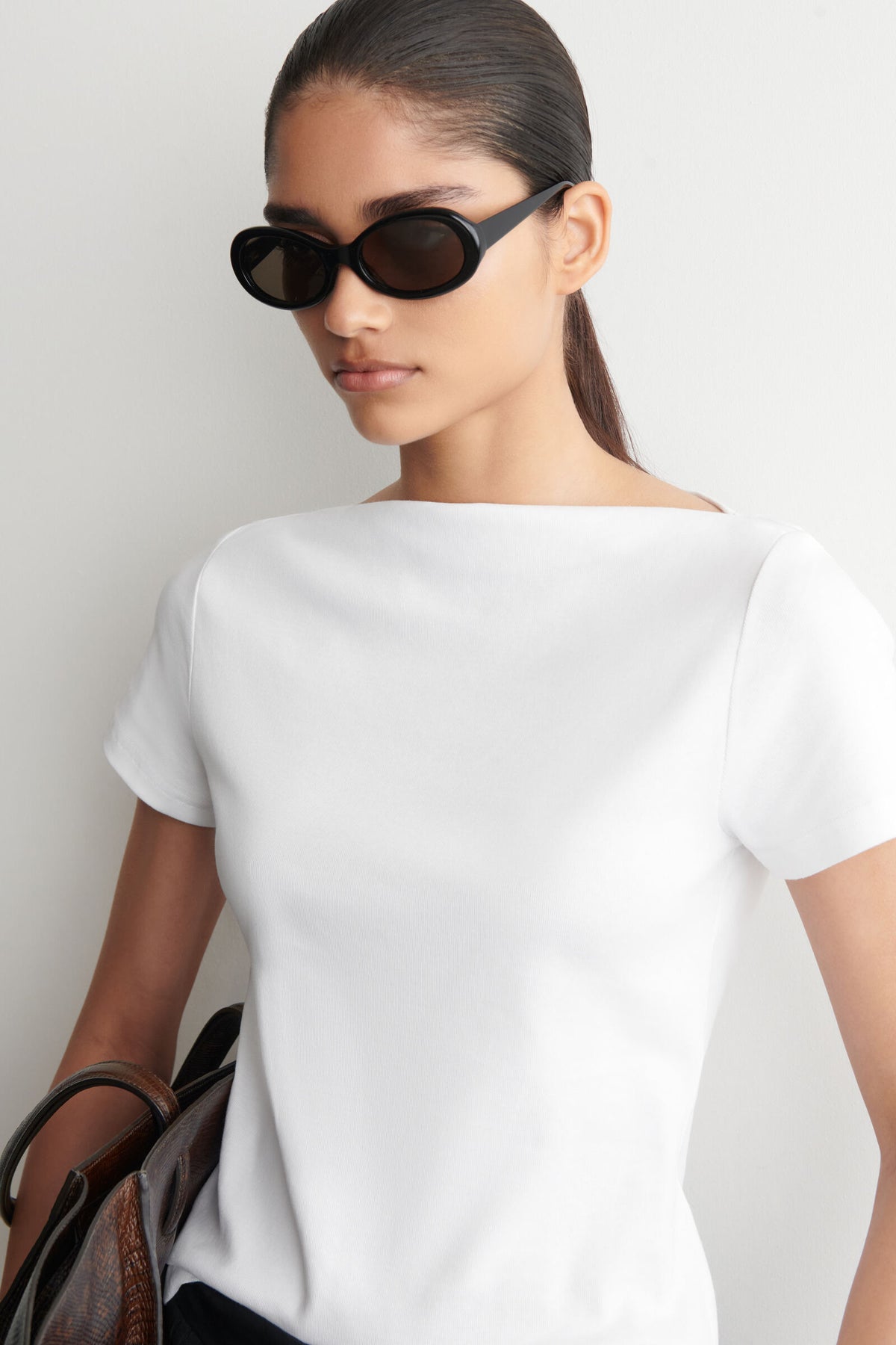 CAMISETA DE ALGODÓN DE CUELLO BARCO SLIM - BLANCO