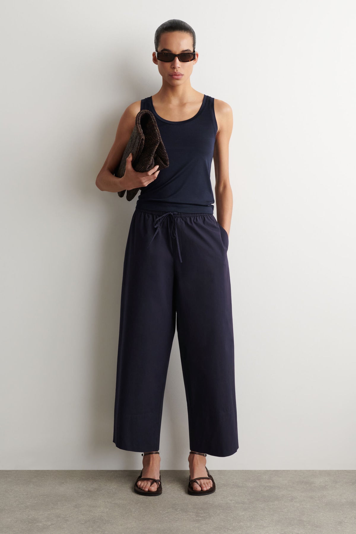 PANTALONES DE ALGODÓN DE CORTE RECTO CON CINTA AJUSTABLE - MARINO