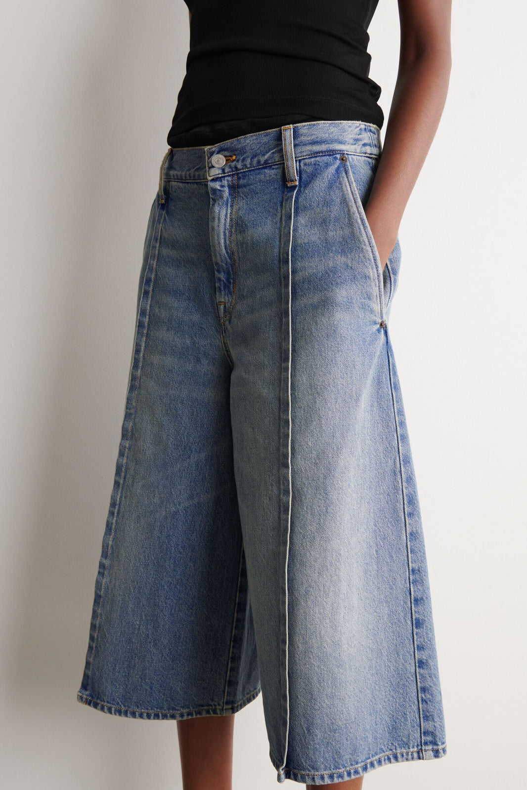 CULOTTES DE MEZCLILLA CON PLIEGUES - AZUL