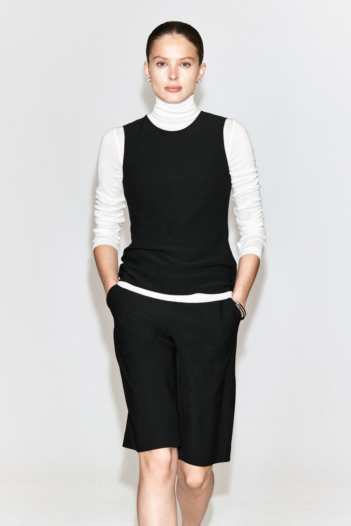 TOP DE CREPE - NEGRO