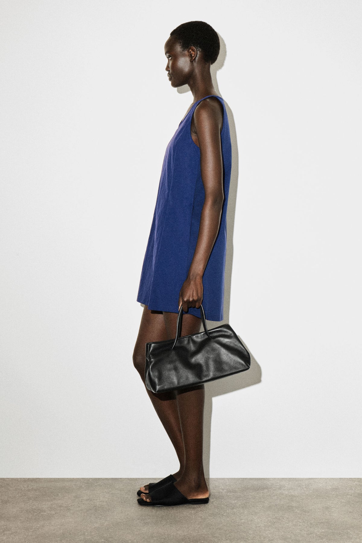 VESTIDO MINI DE NYLON CON PANELES DE JERSEY - AZUL - StillMedia/Lookbook