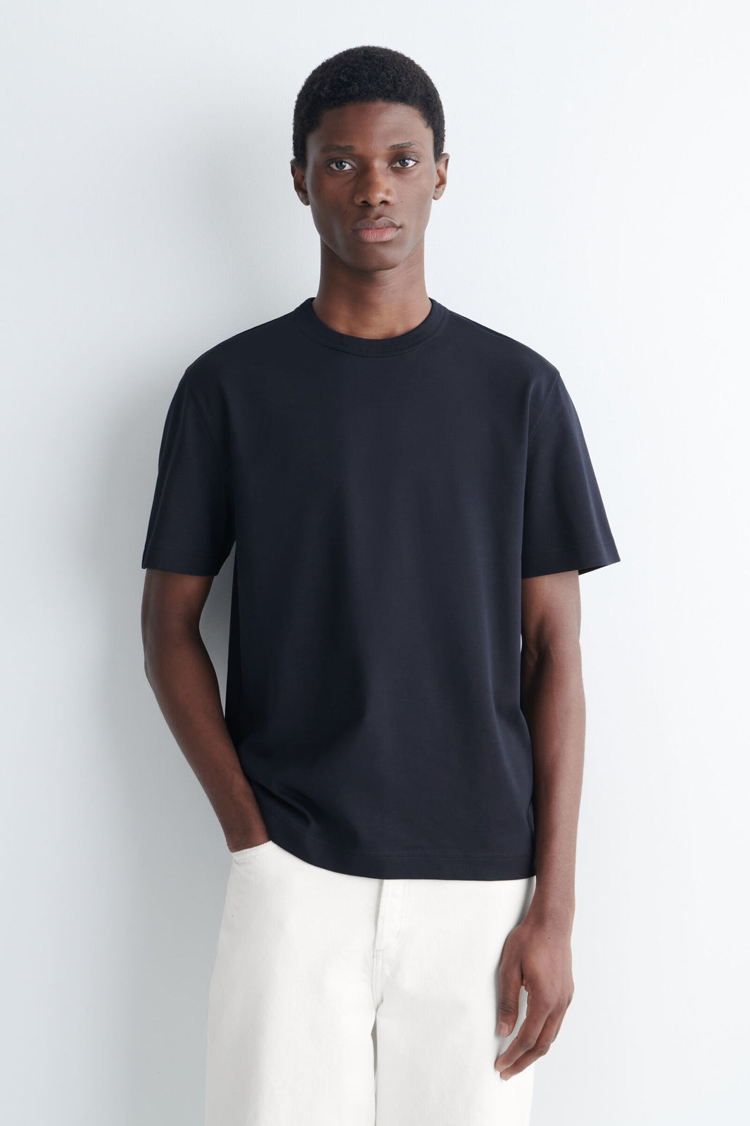 CAMISETA DE ALGODÓN ENTRELAZADO CON CUELLO REDONDO - AZUL MARINO