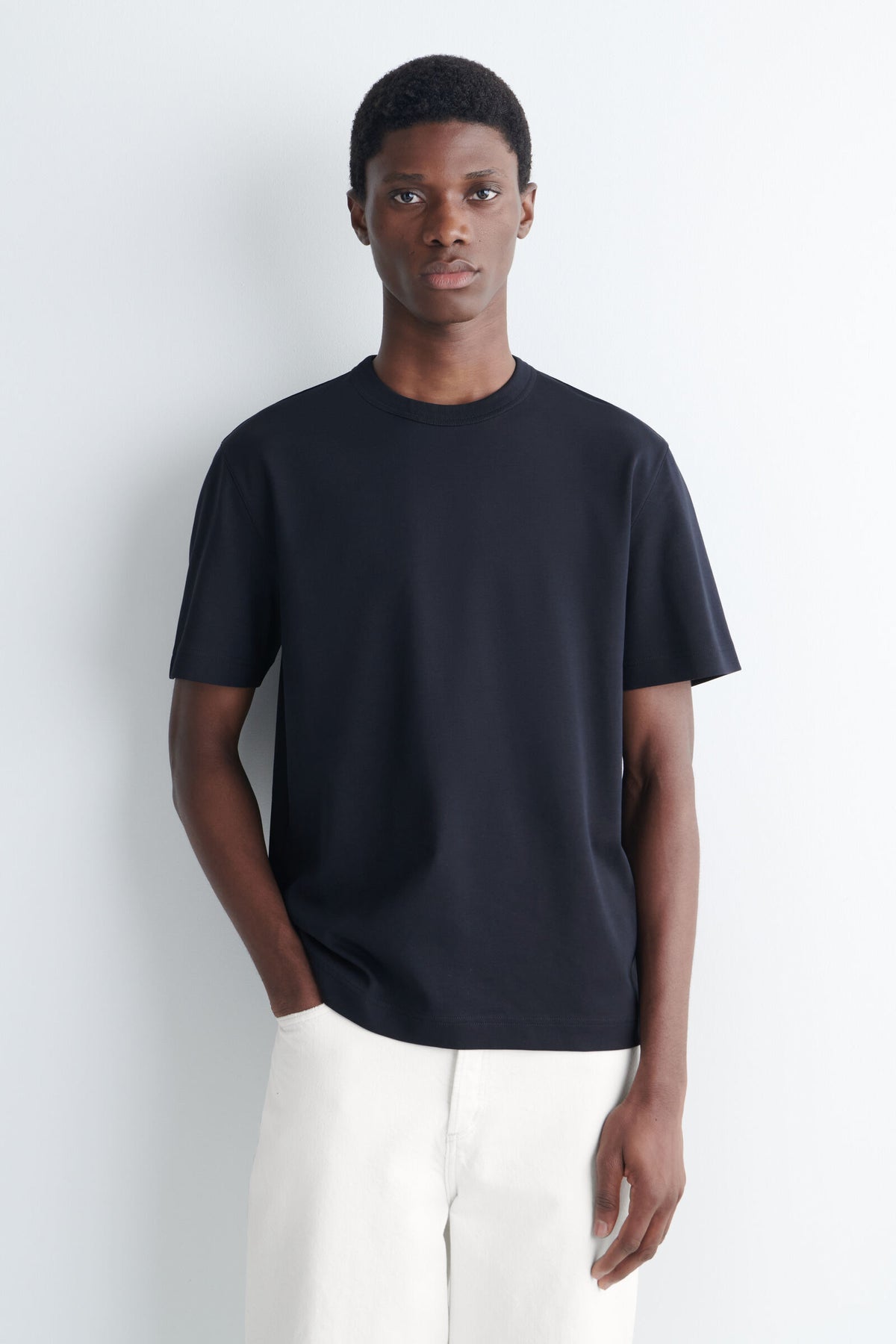 CAMISETA DE ALGODÓN ENTRELAZADO CON CUELLO REDONDO - AZUL MARINO
