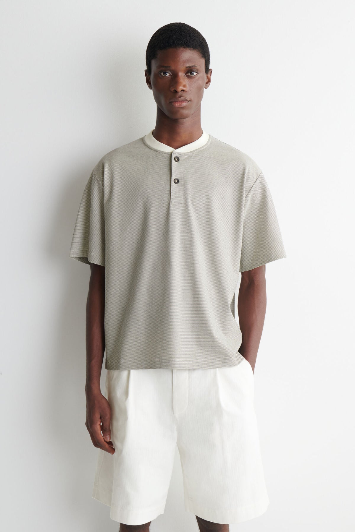 CAMISETA HENLEY DE ALGODÓN DE RAYAS - BLANCO / NEGRO / A RAYAS