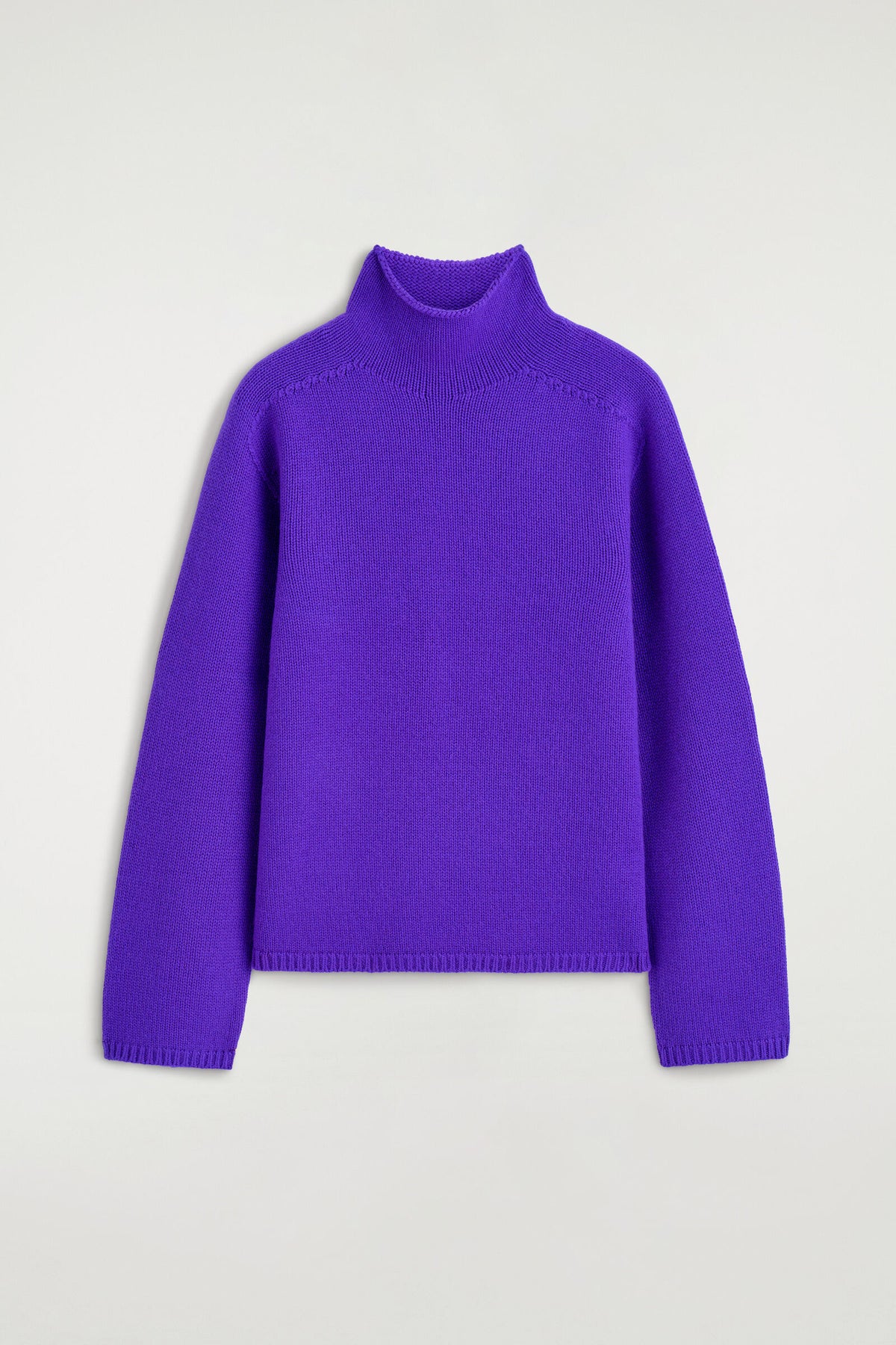 SUÉTER DE CUELLO DE TORTUGA DE CACHEMIRA - MORADO | DescriptiveStillLife