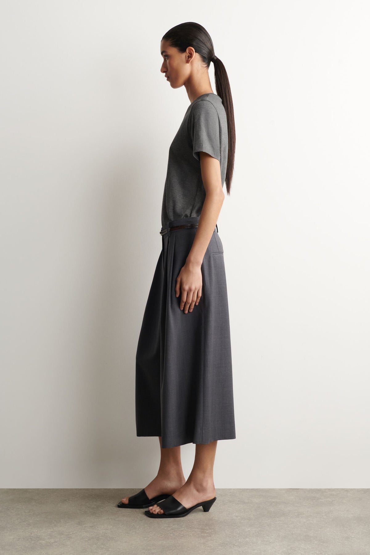 CAMISETA DE ALGODÓN CON CUELLO REDONDO - GRIS JASPEADO