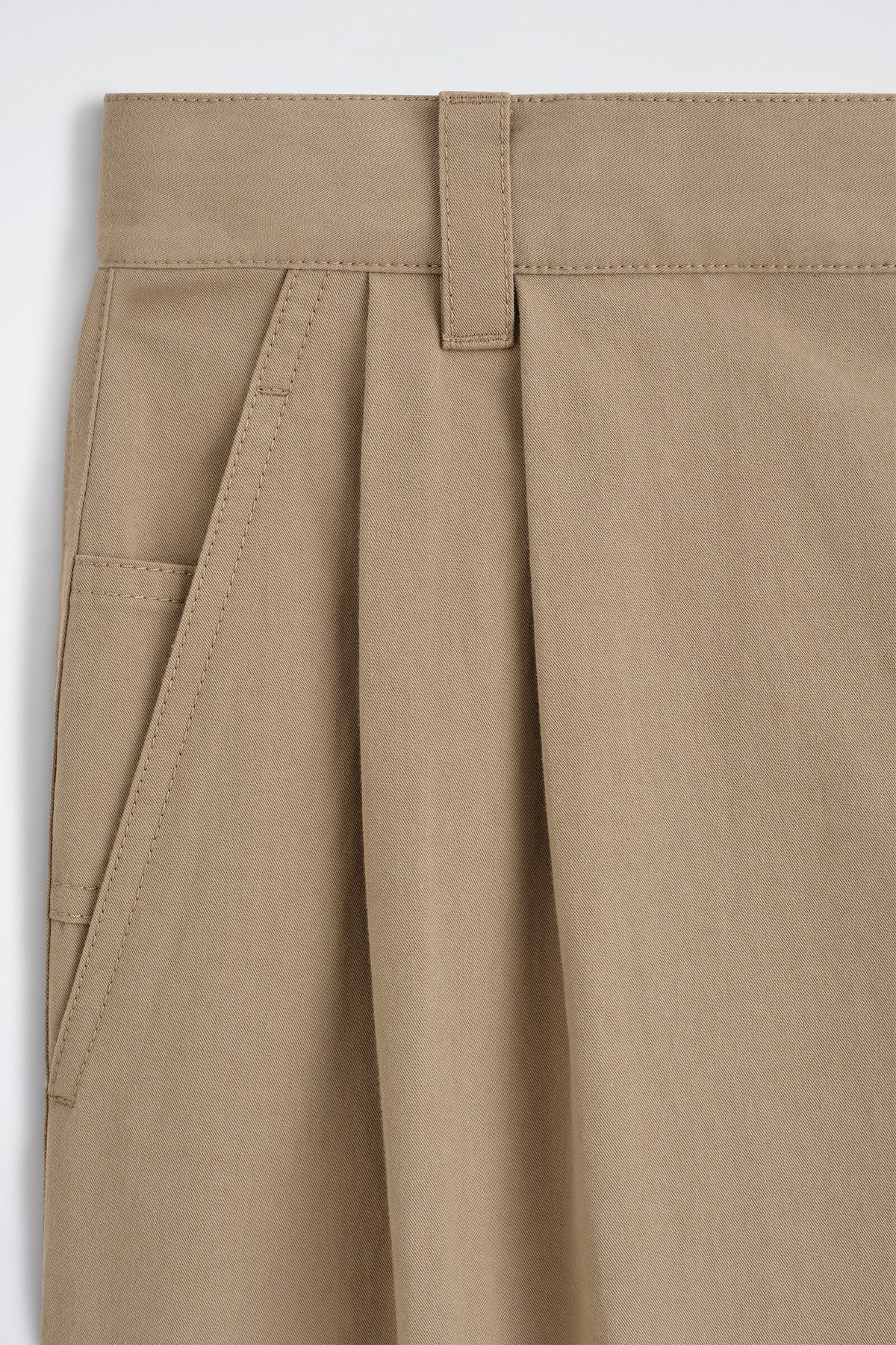 PANTALONES DE ALGODÓN DE CORTE RELAJADO Y PIERNA BARREL - BEIGE | DescriptiveDetail