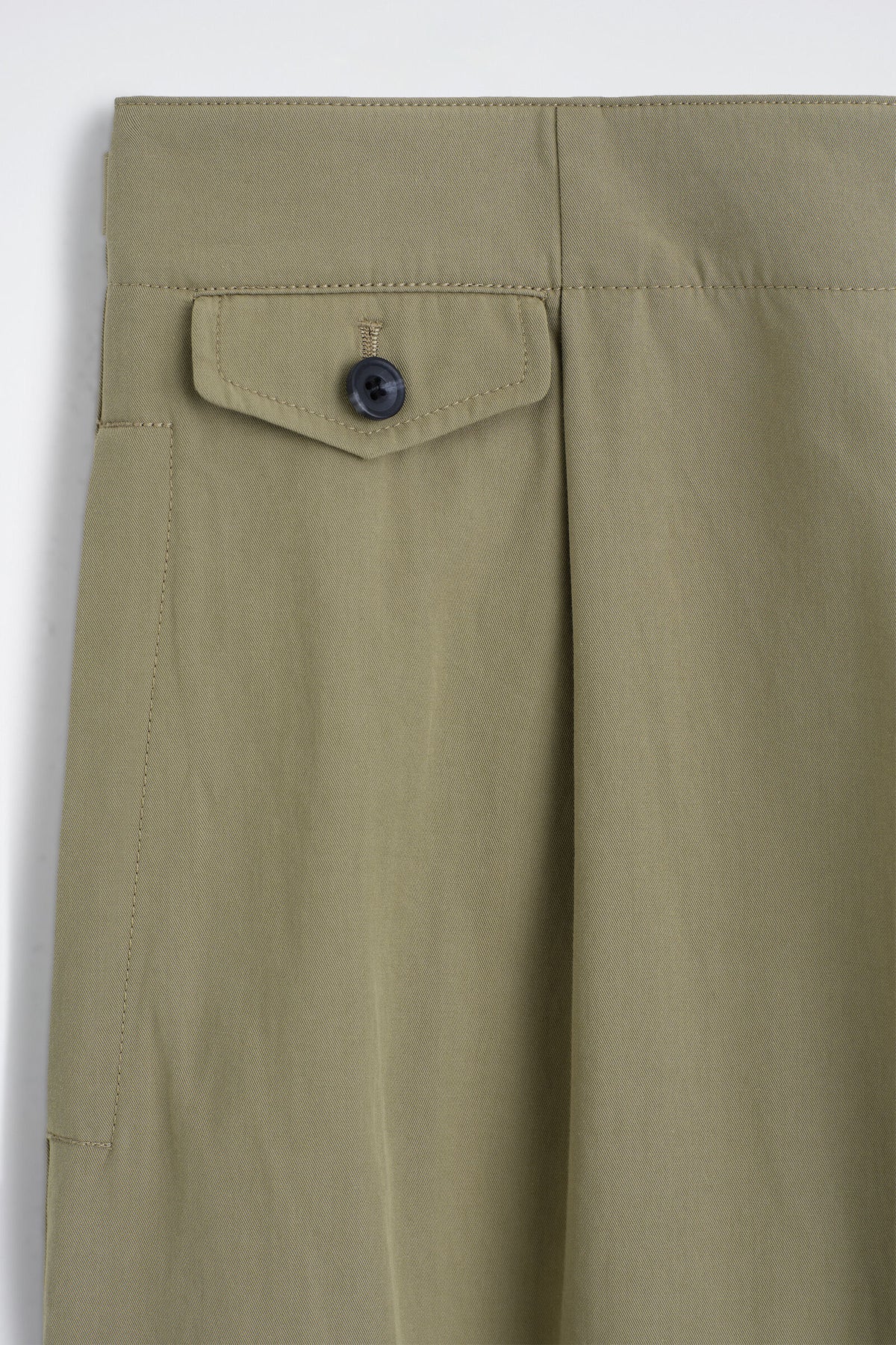 PANTALONES DE CORTE RELAJADO Y PIERNA ANCHA CON BOLSILLOS - KAKI | DescriptiveDetail