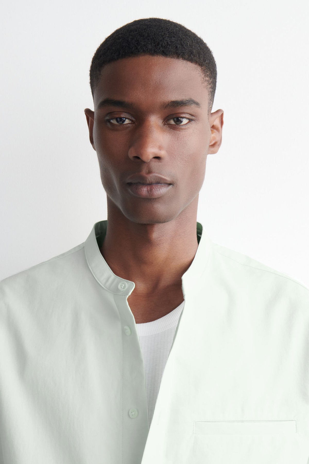 CAMISA MANGA CORTA CUELLO MAO - VERDE CLARO