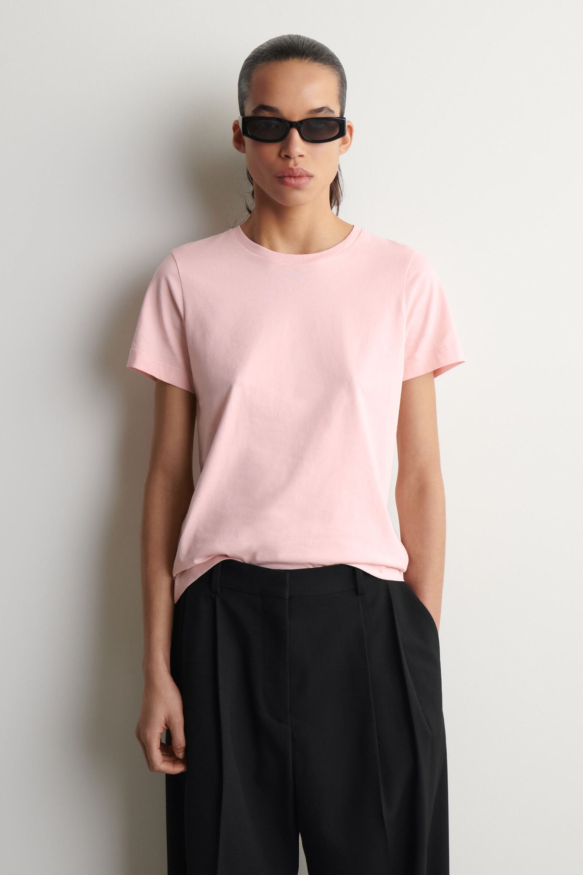 CAMISETA DE ALGODÓN CON CUELLO REDONDO - ROSA CLARO