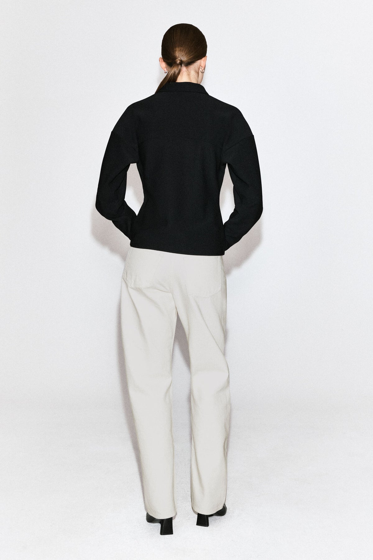 CAMISA DE CREPE-JERSEY CON CINTURA - NEGRO