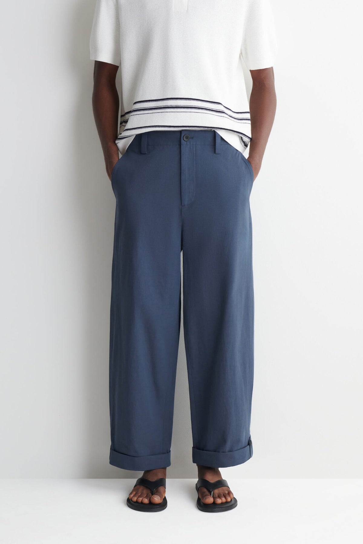PANTALONES RELAXED-FIT DE PIERNA RECTA CON DOBLADILLO - AZUL MARINO