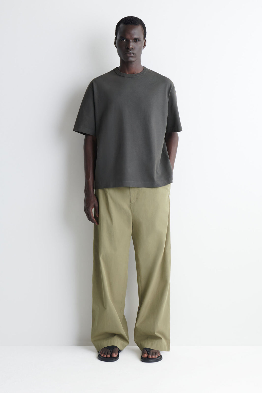 CAMISETA DE ALGODÓN RELAJADO LAVADO - CARBÓN
