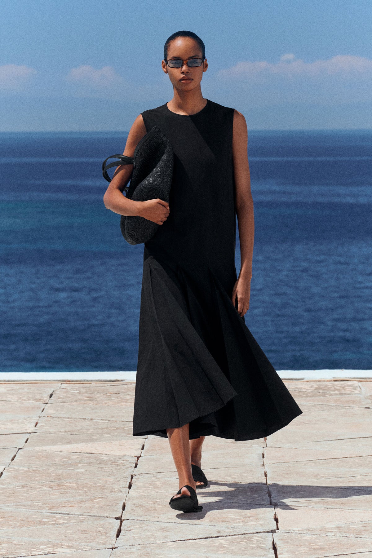 VESTIDO MAXI DE ALGODÓN Y LINO PLISADO - NEGRO
