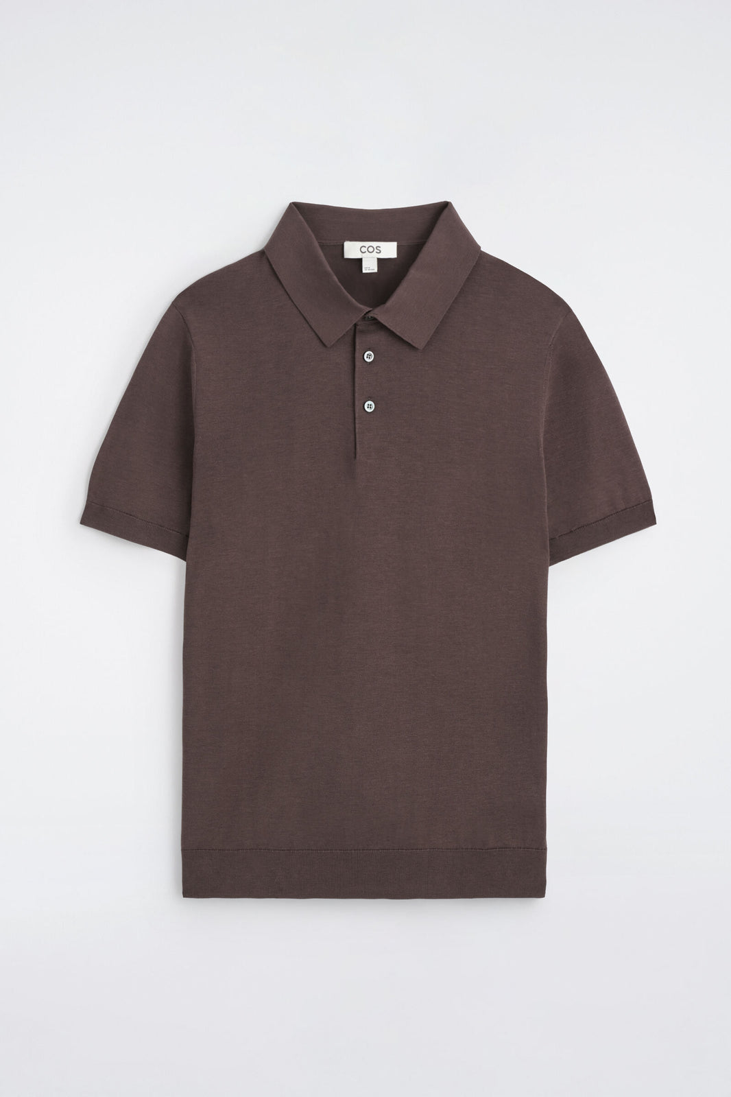POLO DE SEDA TEJIDO SLIM - MARRÓN | DescriptiveStillLife