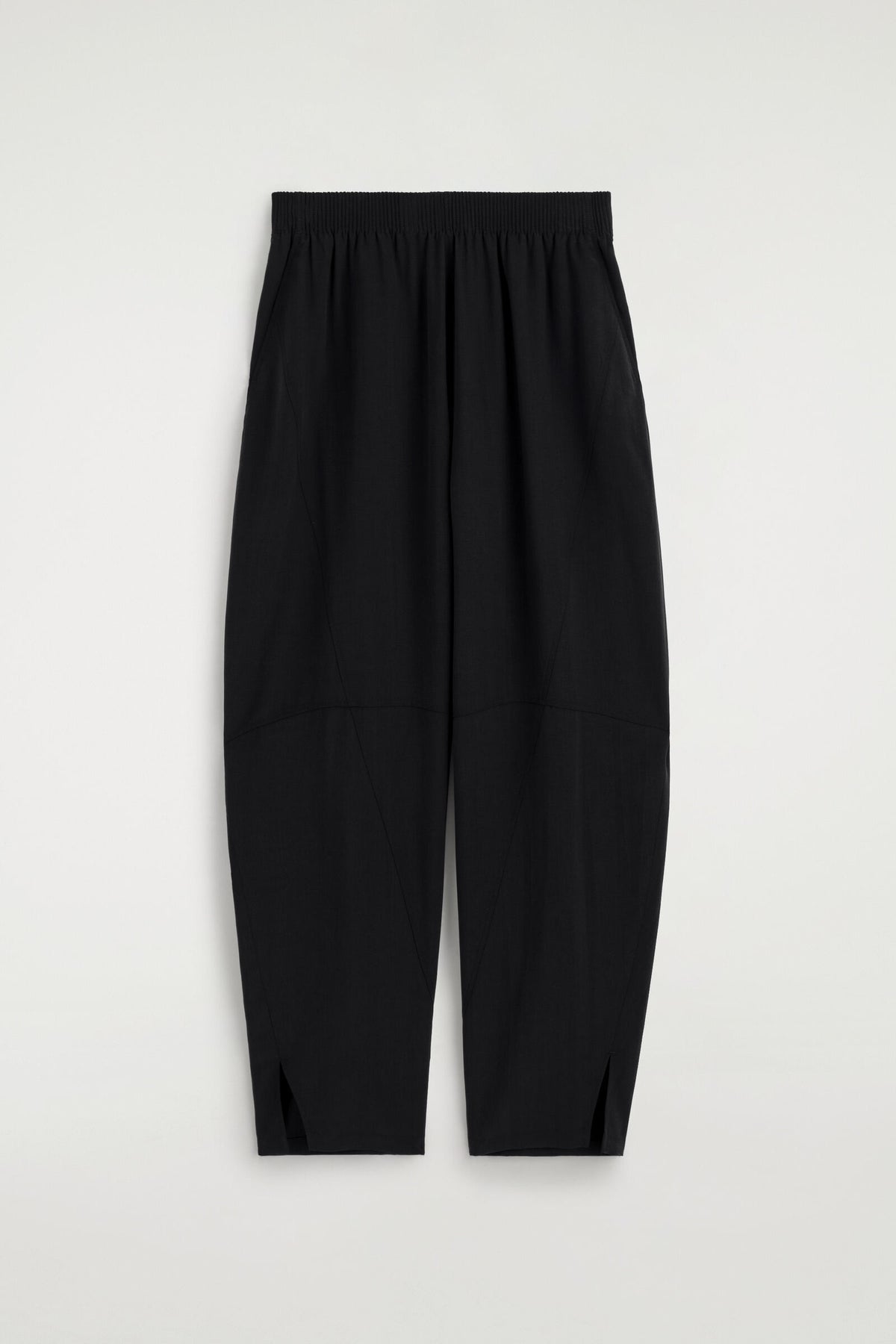 PANTALONES DE TELA CON PIERNA BARREL Y ELÁSTICO - NEGRO | DescriptiveStillLife