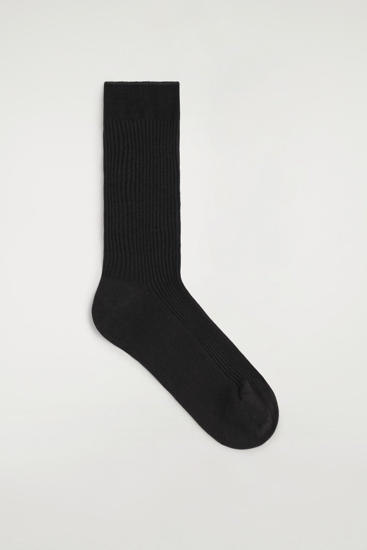 CALCETINES DE SEDA ACANALADA - NEGRO | 