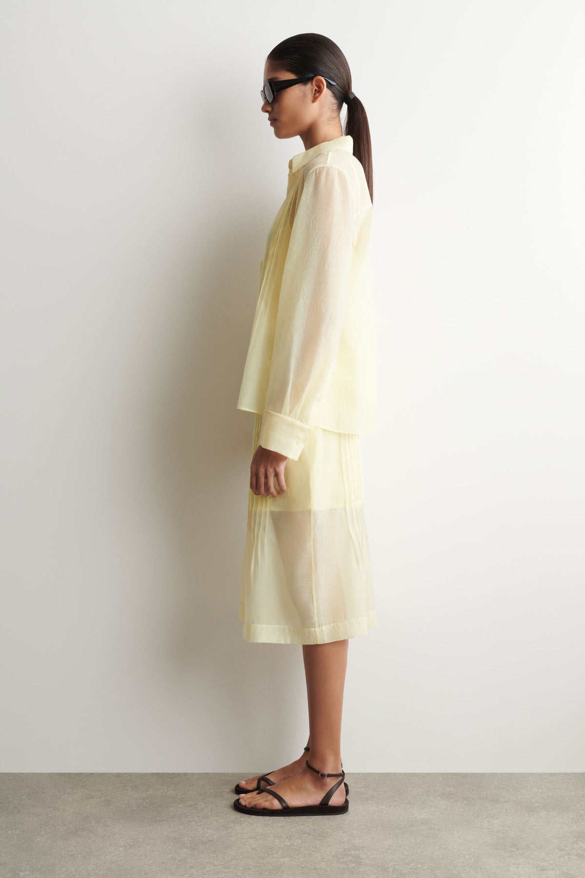 FALDA TRANSPARENTE CON PLISADO - AMARILLO