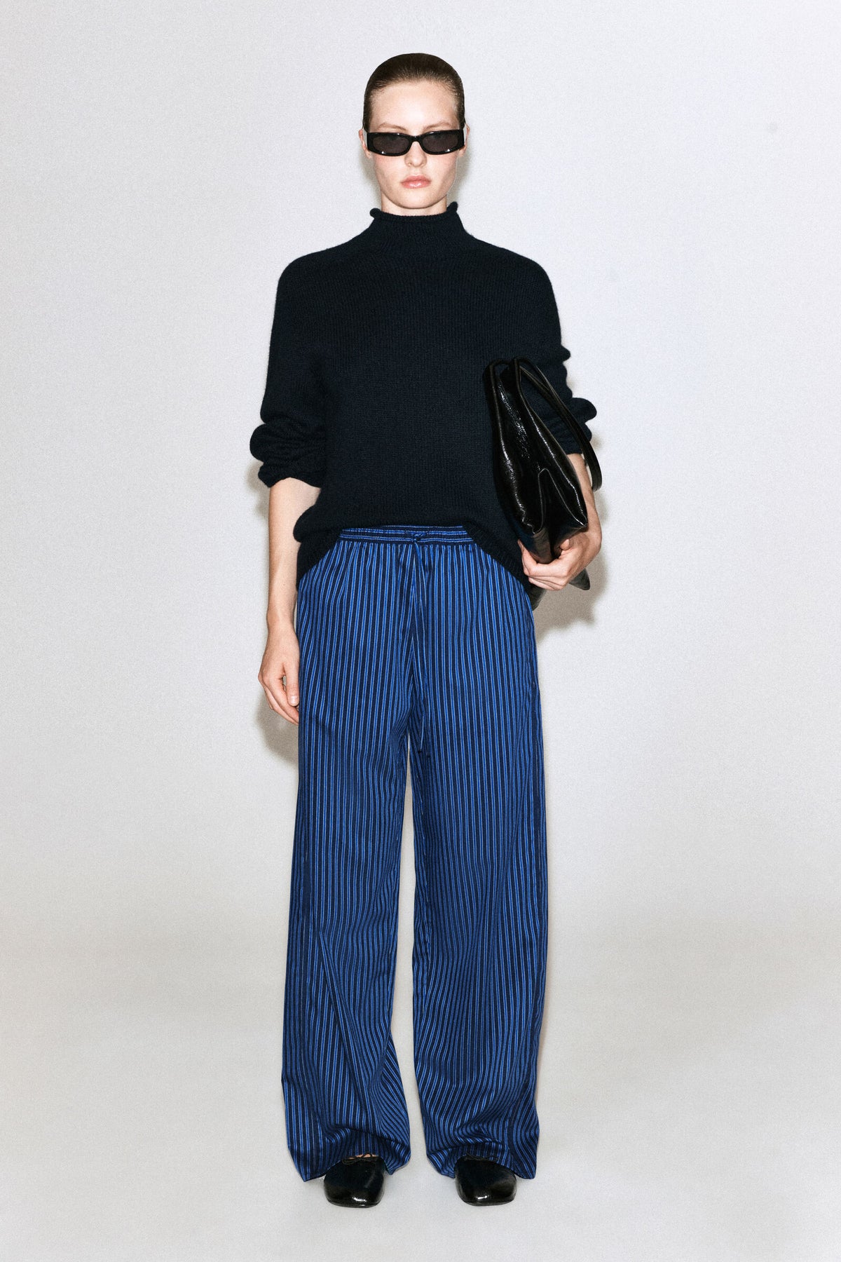 PANTALONES DE RAYAS CON CORDÓN - AZUL / A RAYAS
