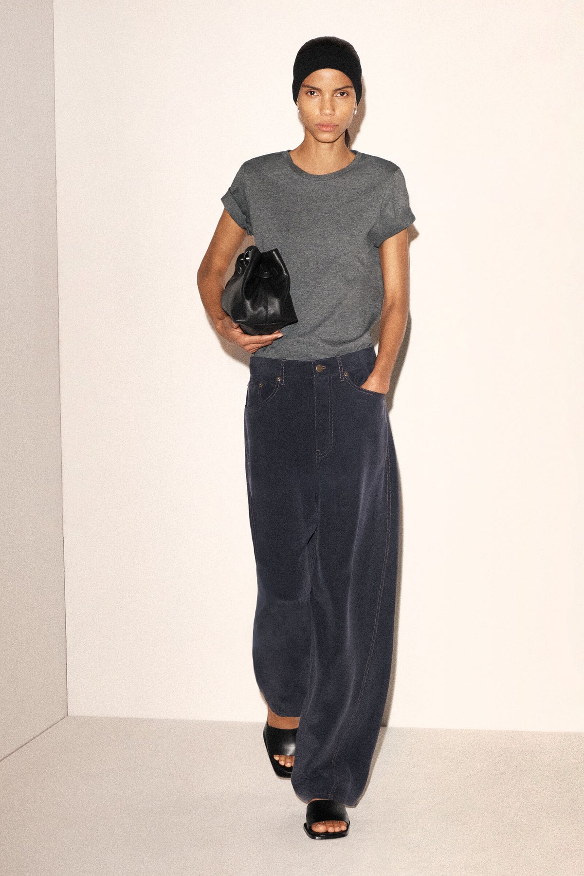 CAMISETA DE ALGODÓN CON CUELLO REDONDO - GRIS JASPEADO | Lookbook