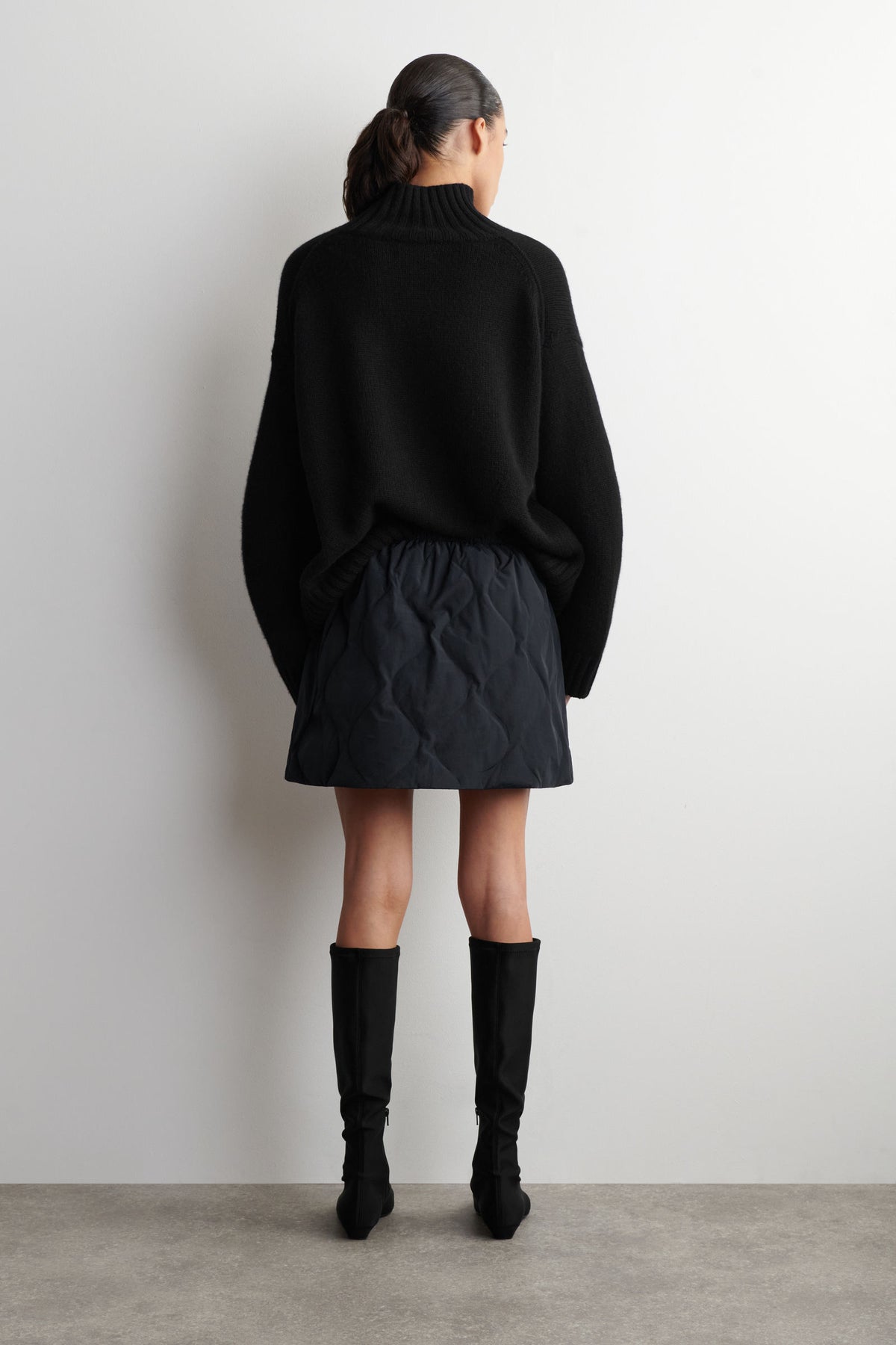 MINI FALDA ACOLCHADA - AZUL MARINO - StillMedia/Lookbook