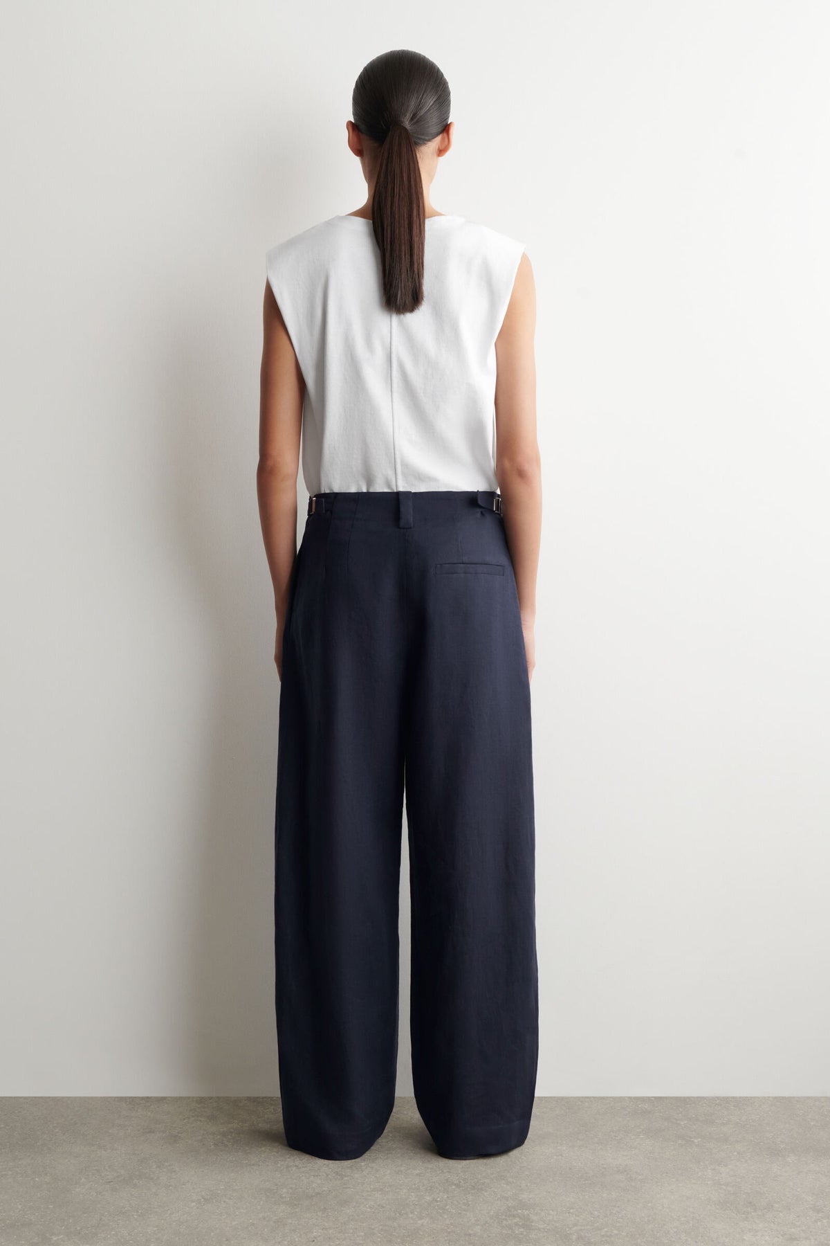 PANTALONES DE LINO CONDETALLE DE HEBILLA - AZUL MARINO