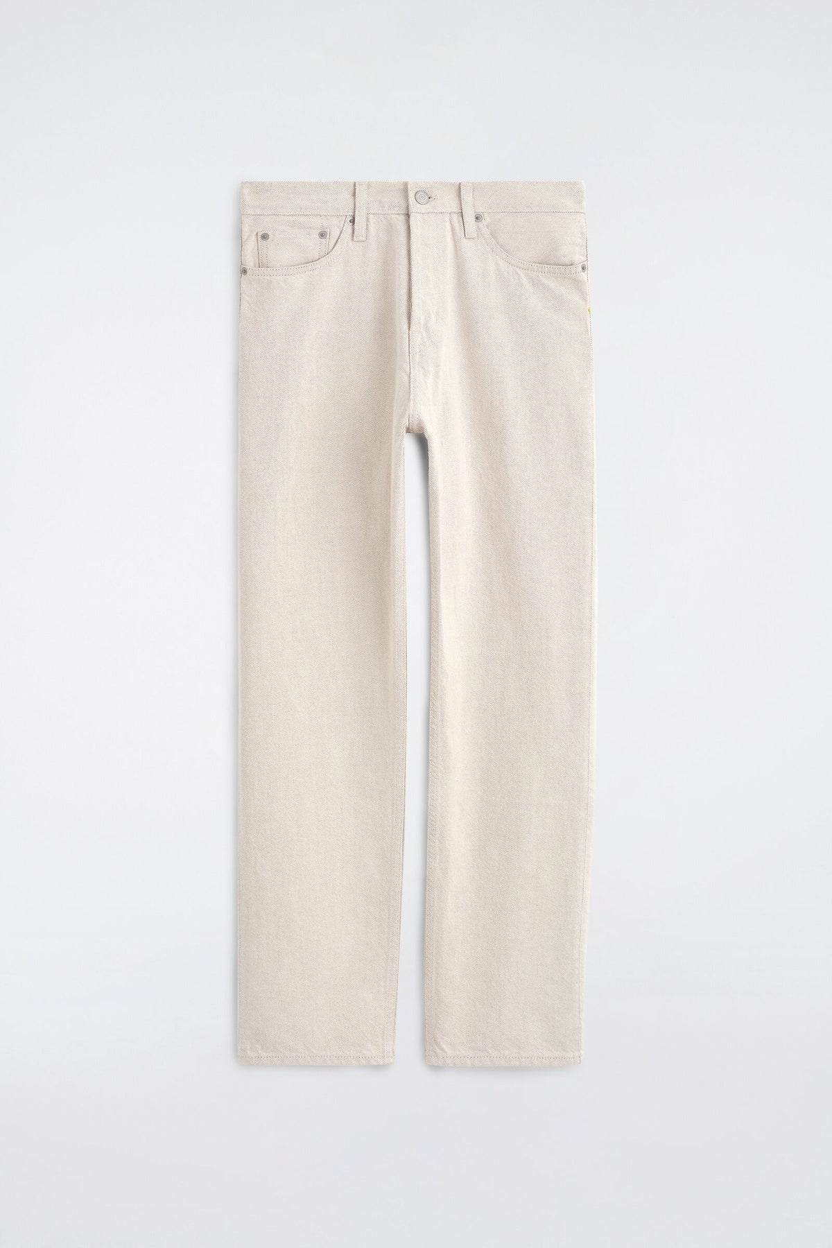 JEANS DE CORTE REGULAR Y PIERNA RECTA DE LA MARCA - BEIGE | DescriptiveStillLife