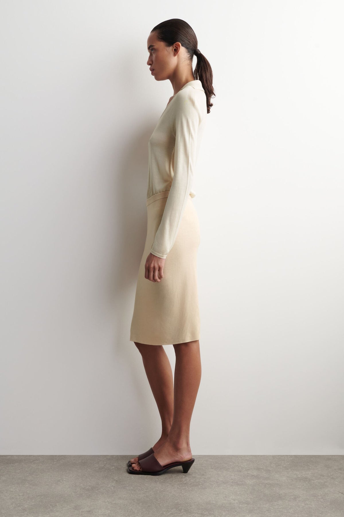 FALDA DE SEDA-CASHMERE TEJIDA TRANSPARENTE - MARFIL - StillMedia/Lookbook