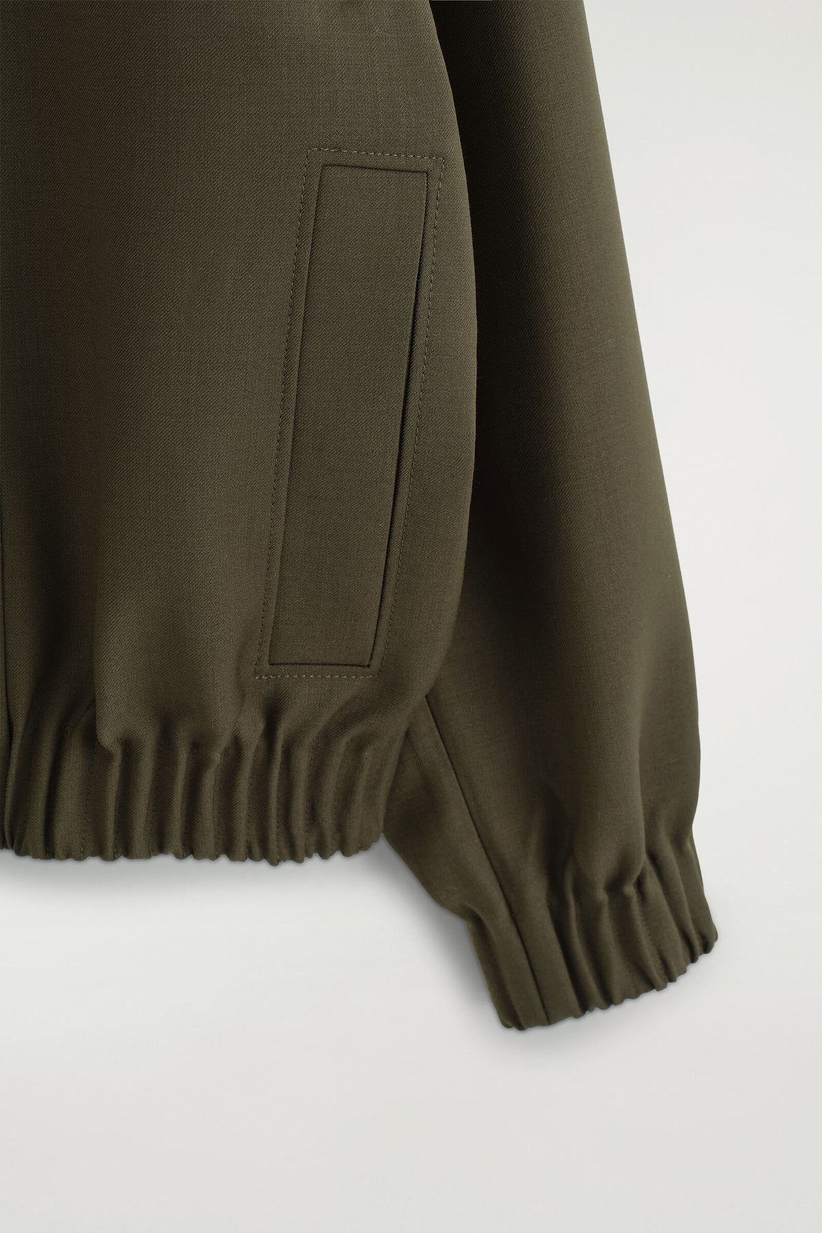 CHAQUETA BOMBER DE MEZCLA DE LANA CON CUELLO DE EMBUDO - KHAKI MÉLANGE | DescriptiveDetail