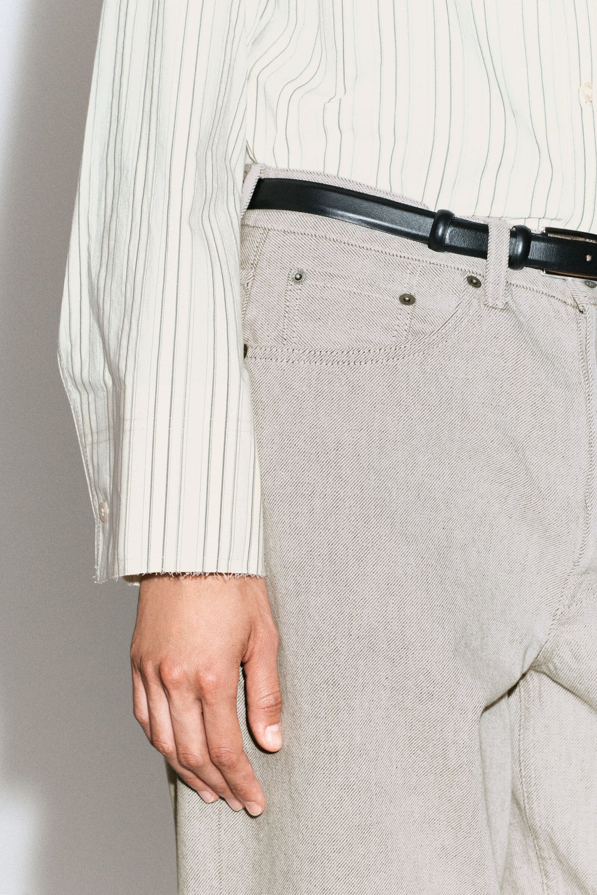 CAMISA DE ALGODÓN CON PANELES UNIDOS - MARFIL / GRIS / RAYADO