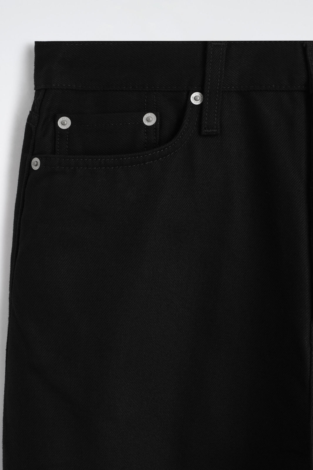 JEANS MALLOW RELAXED-FIT BARREL-LEG - NEGRO | DescriptiveDetail