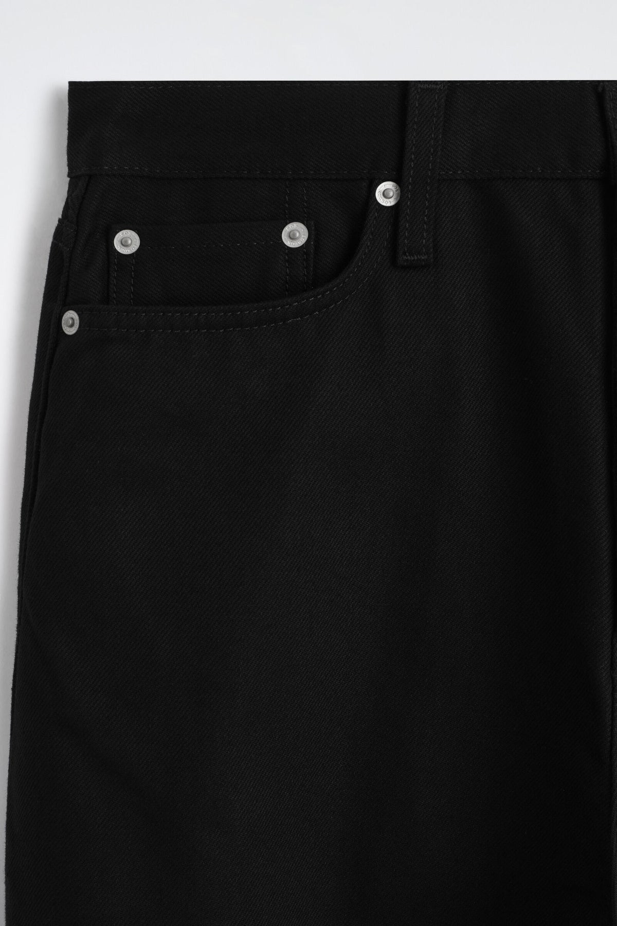 JEANS MALLOW RELAXED-FIT BARREL-LEG - NEGRO | DescriptiveDetail